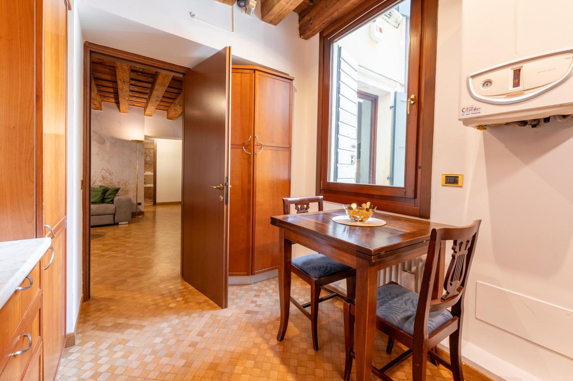 Sgarzerie Luxury Flat 2 Rooms 120Mq Verona Exteriör bild